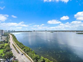 5550 N Ocean Drive 22d, Singer Island FL 33404