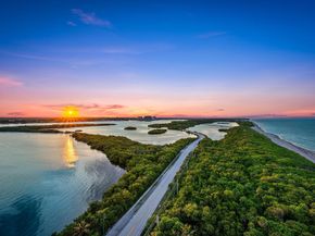 5550 N Ocean Drive 22d, Singer Island FL 33404