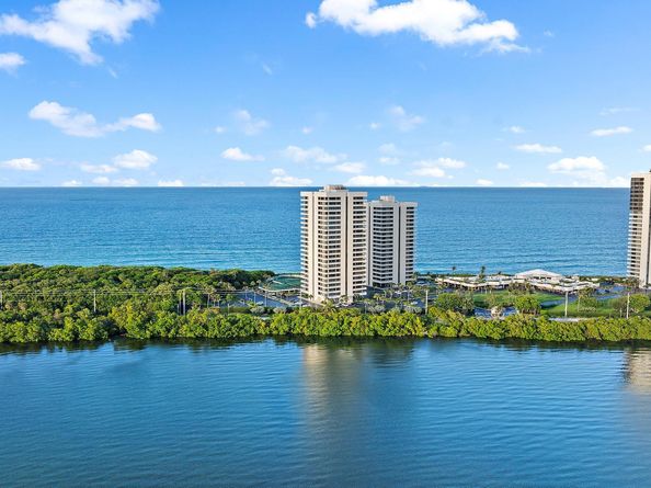 5550 N Ocean Drive 22d, Singer Island FL 33404