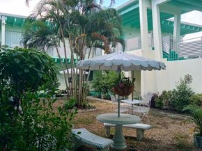 702 N Federal Highway B6, Lake Worth Beach FL 33460