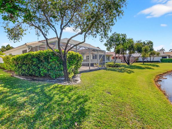 2245 Sapphire Circle, West Palm Beach FL 33411