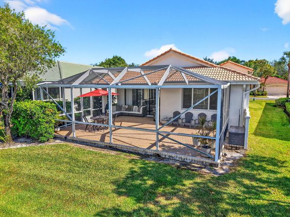 2245 Sapphire Circle, West Palm Beach FL 33411