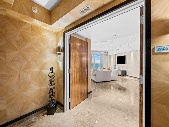 333 Las Olas Way 2604, Fort Lauderdale FL 33301