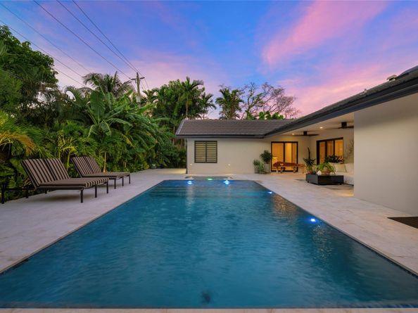 1621 Seabreeze Blvd, Fort Lauderdale FL 33316