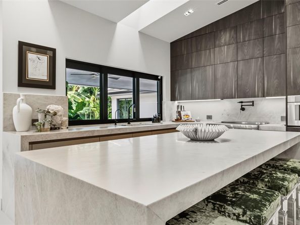 1621 Seabreeze Blvd, Fort Lauderdale FL 33316