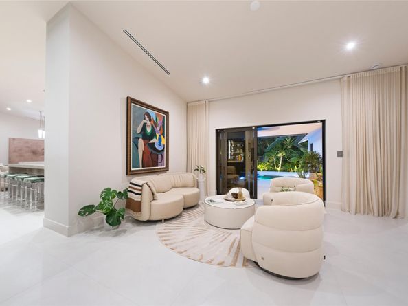 1621 Seabreeze Blvd, Fort Lauderdale FL 33316