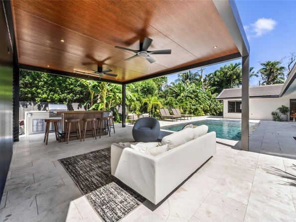 1621 Seabreeze Blvd, Fort Lauderdale FL 33316