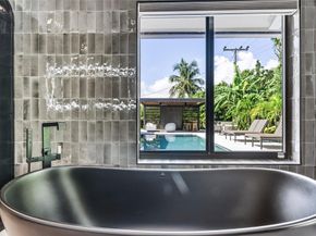 1621 Seabreeze Blvd, Fort Lauderdale FL 33316