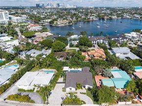 1621 Seabreeze Blvd, Fort Lauderdale FL 33316