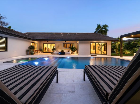 1621 Seabreeze Blvd, Fort Lauderdale FL 33316