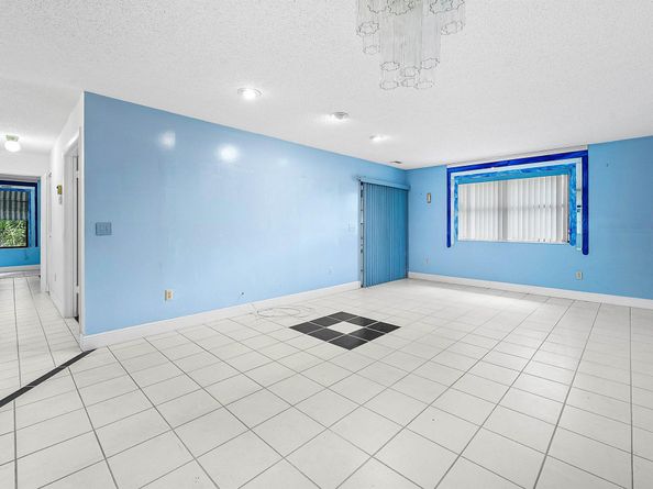 276 Beaver Dam Court, Royal Palm Beach FL 33411