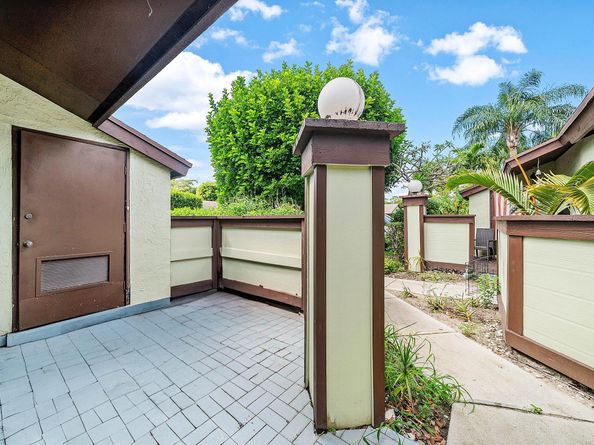 276 Beaver Dam Court, Royal Palm Beach FL 33411