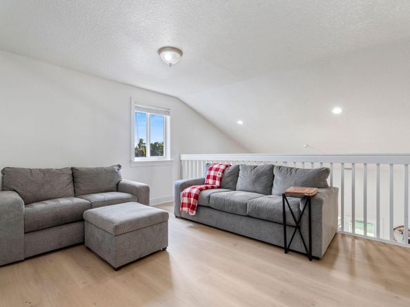 14740 Madison Pl, Davie FL 33325