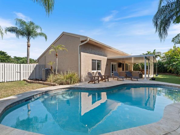 14740 Madison Pl, Davie FL 33325