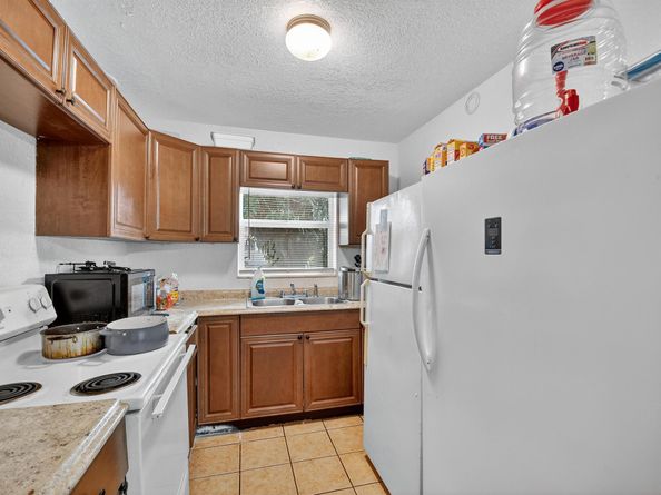 173 W 18th Street, Riviera Beach FL 33404