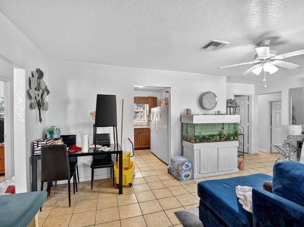 173 W 18th Street, Riviera Beach FL 33404