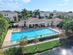 163 SW 7th St, Pompano Beach FL 33060