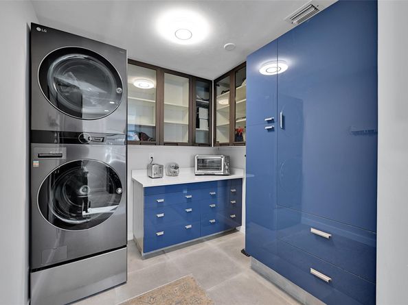 2090 NE 54th Ct, Fort Lauderdale FL 33308