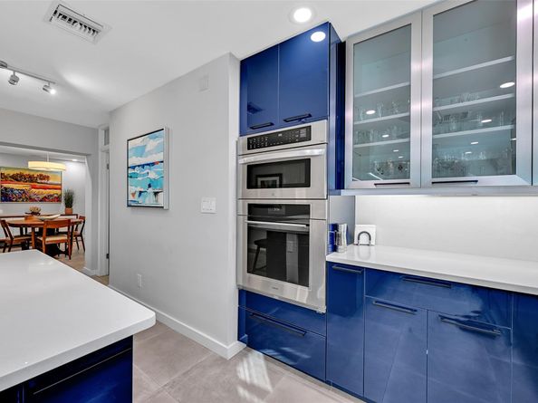 2090 NE 54th Ct, Fort Lauderdale FL 33308