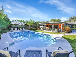 2090 NE 54th Ct, Fort Lauderdale FL 33308