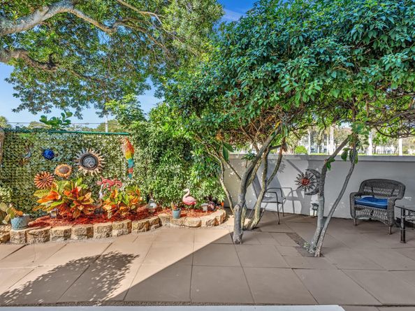 34 Colonial Club Drive 101, Boynton Beach FL 33435