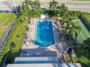 95 North Blvd 2B, Boynton Beach FL 33435