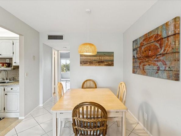 95 North Blvd 2B, Boynton Beach FL 33435