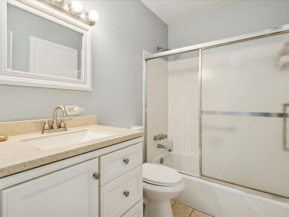 95 North Blvd 2B, Boynton Beach FL 33435