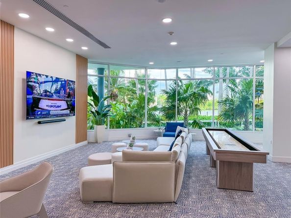 2670 E Sunrise Blvd 1115, Fort Lauderdale FL 33304