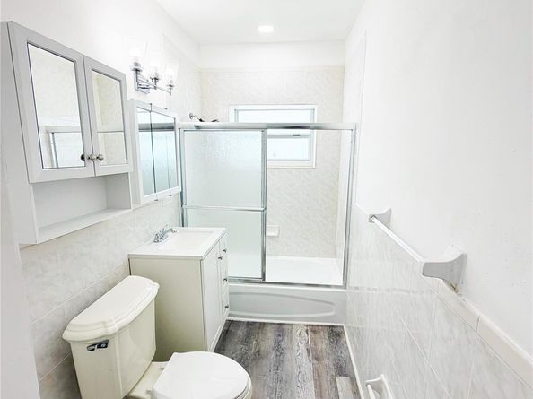 778 NW 80th St, Miami FL 33150