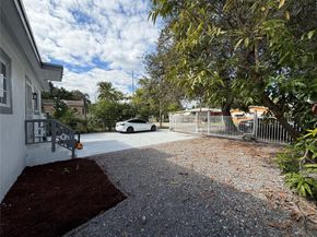 778 NW 80th St, Miami FL 33150