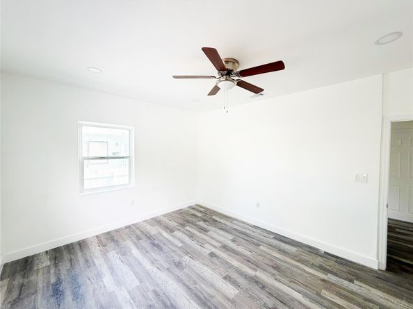 778 NW 80th St, Miami FL 33150