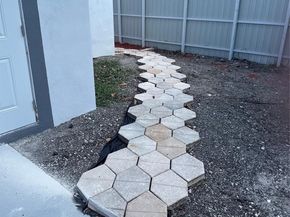 778 NW 80th St, Miami FL 33150