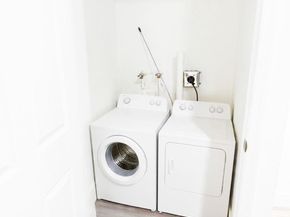 778 NW 80th St, Miami FL 33150