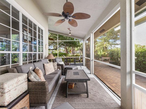 6861 Briarlake Circle, Palm Beach Gardens FL 33418