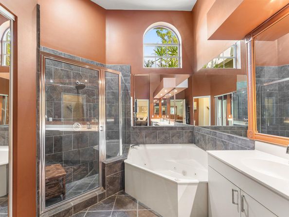 6861 Briarlake Circle, Palm Beach Gardens FL 33418