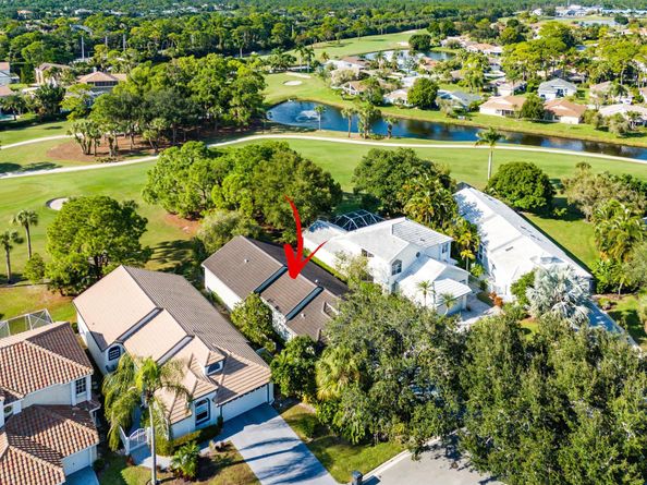 6861 Briarlake Circle, Palm Beach Gardens FL 33418