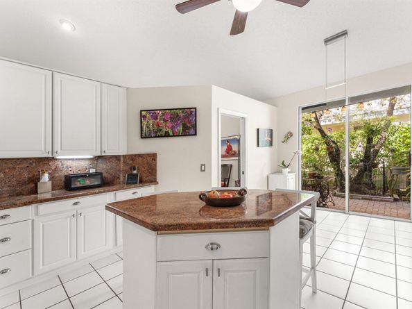 6861 Briarlake Circle, Palm Beach Gardens FL 33418