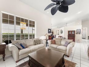 6861 Briarlake Circle, Palm Beach Gardens FL 33418