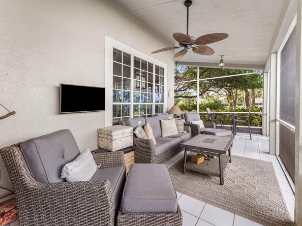 6861 Briarlake Circle, Palm Beach Gardens FL 33418