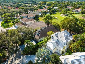 6861 Briarlake Circle, Palm Beach Gardens FL 33418