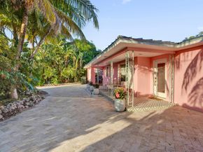 247 SE 3rd Avenue, Delray Beach FL 33483
