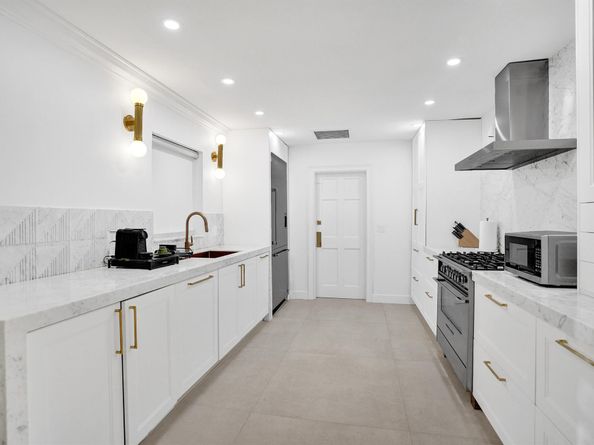 247 SE 3rd Avenue, Delray Beach FL 33483