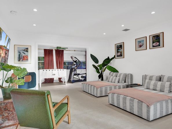 247 SE 3rd Avenue, Delray Beach FL 33483