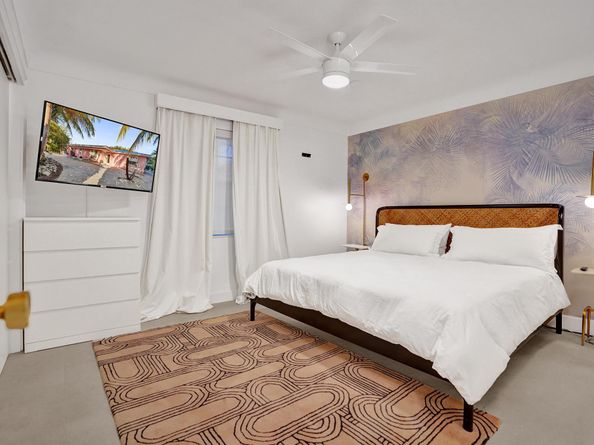 247 SE 3rd Avenue, Delray Beach FL 33483