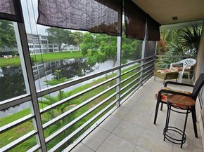 229 Durham E 229, Deerfield Beach FL 33442