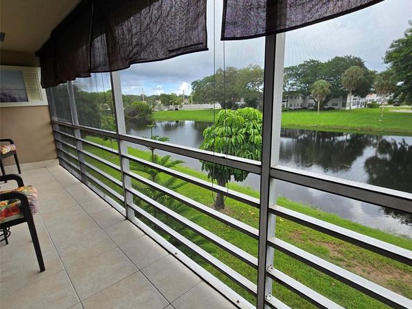 229 Durham E 229, Deerfield Beach FL 33442
