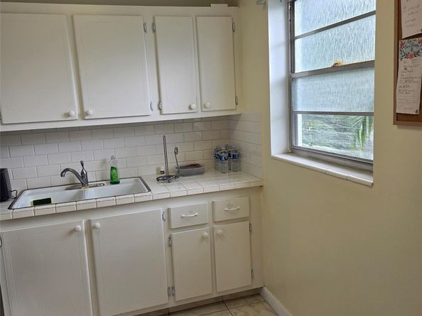 229 Durham E 229, Deerfield Beach FL 33442