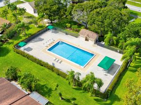 6 Walcott Drive, Boynton Beach FL 33426