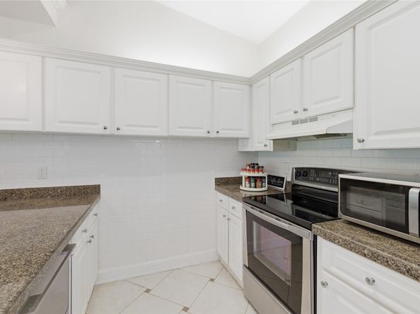 6 Walcott Drive, Boynton Beach FL 33426